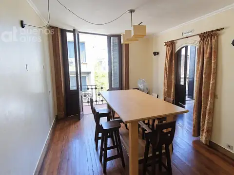 Departamento PH de 3 Ambientes con BALCON, en San Telmo Bajas Expensas!