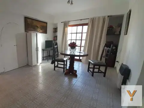 Departamento en venta - 2 Dormitorios 2 Baños - Mar de Ajó