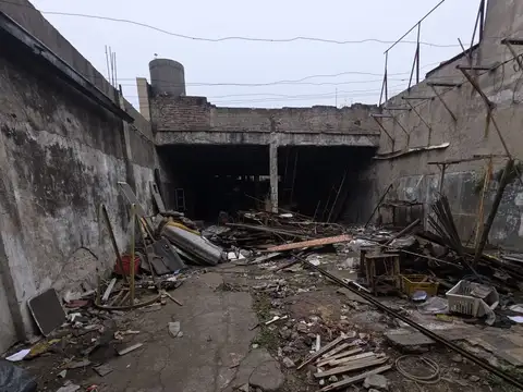 GalpÃ³n - Alquiler - Argentina, Avellaneda - AV. CABILDO 435