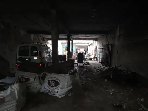 GalpÃ³n - Alquiler - Argentina, Avellaneda - AV. CABILDO 435