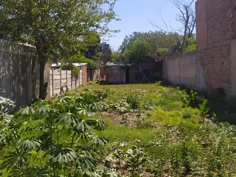 Terreno de 600 m2 en Merlo