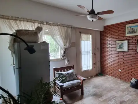 Depto Tipo Casa en Venta de 4 ambientes