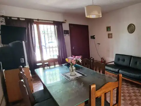 Depto Tipo Casa en Venta de 3 ambientes