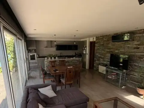 CASA EN BARRIO PRIVADO EL MARQUESADO, CARRODILLA