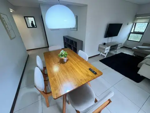 Departamento en Alquiler con 1 cocheras