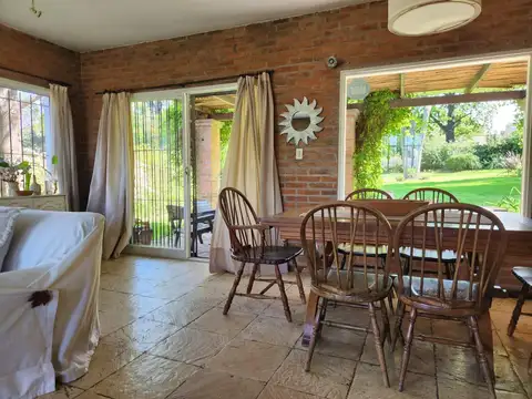 Casa con Mega jardín