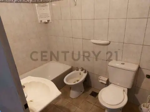 Calle 29 entre 67 y 68 1700, Piso 0