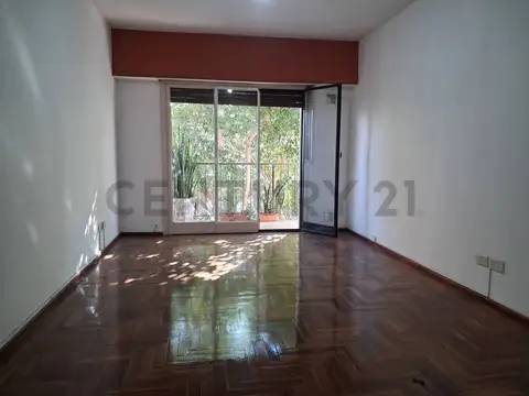 Olazabal 5200, Piso 4
