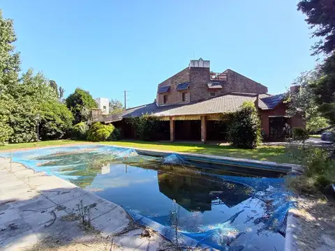 Larena Country Club Pilar Ruta 6 Km. 210