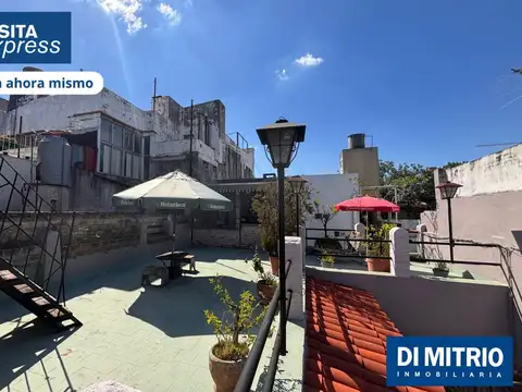 El PH con Estilo Colonial Que Buscás: Espacios Amplios, Patio y Terraza en Boedo