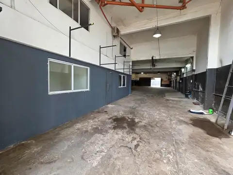 Galpon en Alquiler en Billinghurst, $ 2.500.000