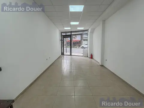 Local en Alquiler en La Lucila, USD 1.200