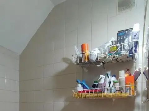 Depto Tipo Casa 4 ambientes con 2 baños