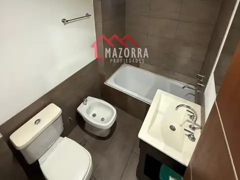 Departamento de 2 AMB con cochera