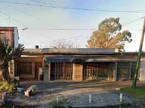 venta de casa de 2 ambientes mas 2 locales