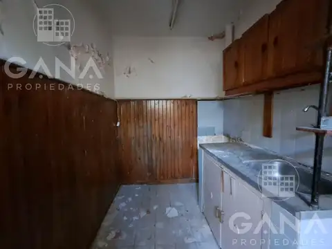 venta Departamento de pasillo a reciclar en barrio arroyito 1 dormitorio y comodin