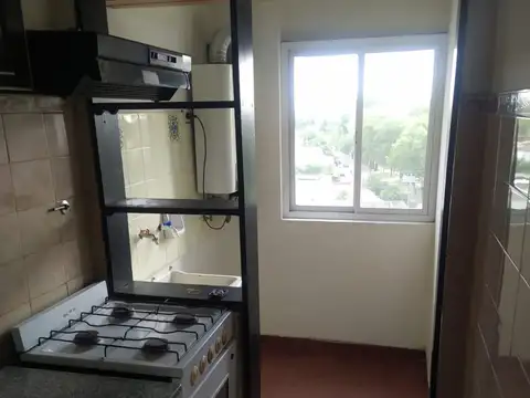 Departamento 3 Amb. Luminoso con Balcón – El Palomar