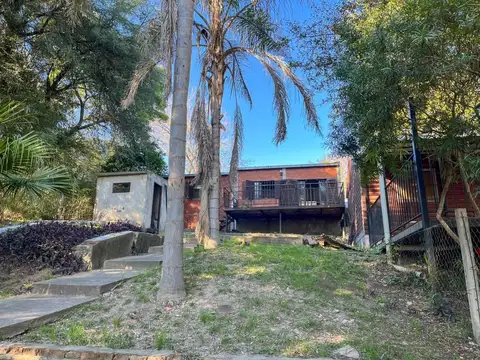 Hermosa casa quinta con muelle en Paraje La Jaula