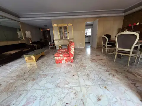 Departamento 5 ambientes con 3 baños