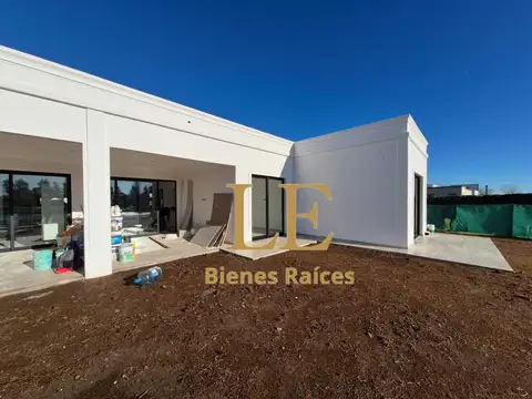 Casa en Venta en San Matias, USD 485.000
