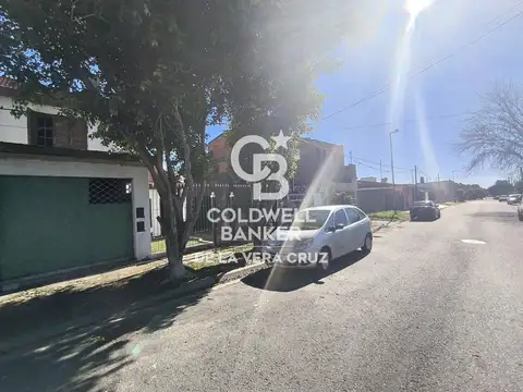 Casa de 3 Dormitorios en Venta – Zona Parque José Gazzano(Negociable)