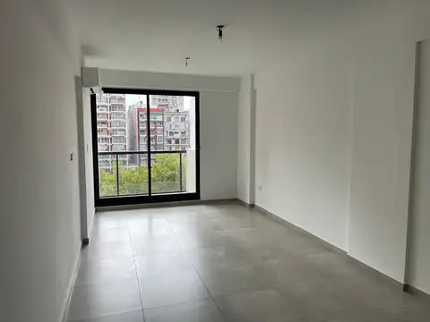 Avenida Carabobo 100, Piso 8