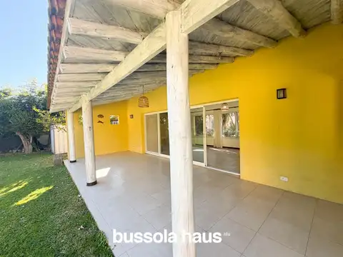 Casa en Alquiler de 3 dormitorios