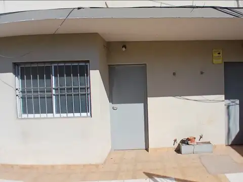 CASAS - DUPLEX - MACROCENTRO, RESISTENCIA
