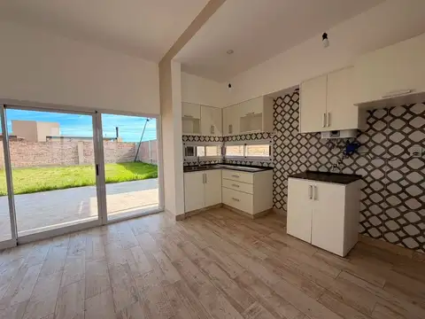 Casa en Alquiler en Rafaela, $ 900.000