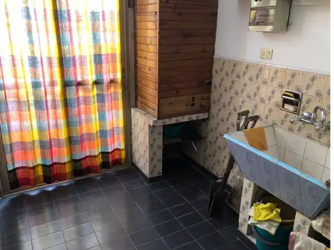 Depto Tipo Casa en Venta en Ramos Mejia, USD 80.000
