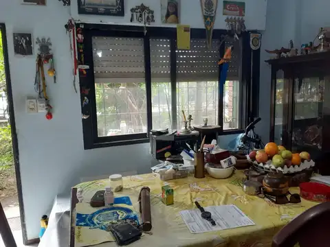 Casa 2 ambientes con 2 baños