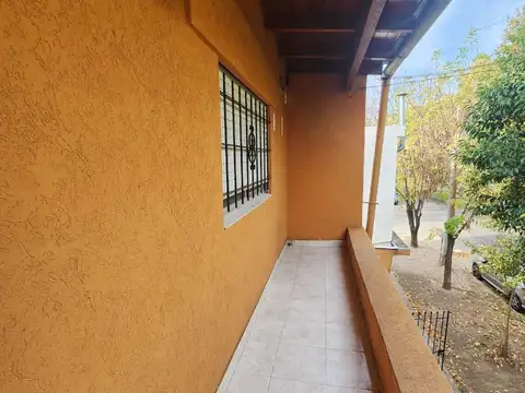 Depto Tipo Casa en Alquiler en Victoria Barrio Fate, $ 800.000