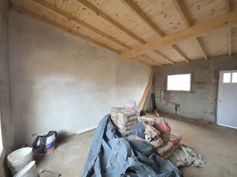 Casa 3 ambientes con 1 baño
