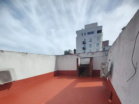 VENTA PH 3/4 AMB TERRAZA Y QUINCHO VILLA DEL PARQ!