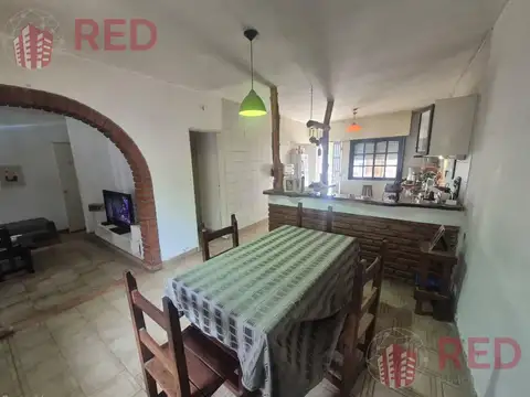 Casa 5 ambientes con 1 baño