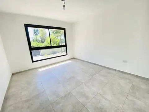Depto Tipo Casa en Venta de 4 ambientes