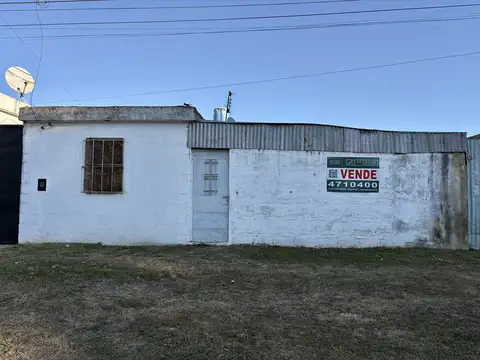 CAPITAN BERMUDEZ - OPORTUNIDAD EN VENTA - LOTE CON MEJORAS