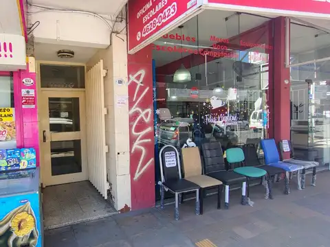 Oficina en Alquiler en Moron, $ 450.000