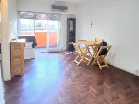 Colombres 400, Piso 2