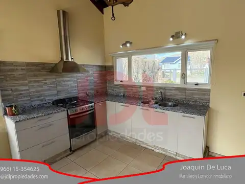 Casa 4 ambientes con 1 baño