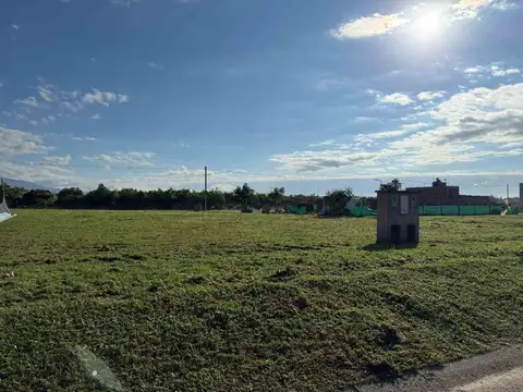 VENTA LOTE CENTRAL SUR PRADOS DE YERBA BUENA 364m2