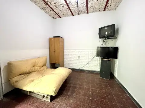 VENTA CASA TRES DORMITORIOS BARRIO INDUSTRIAL