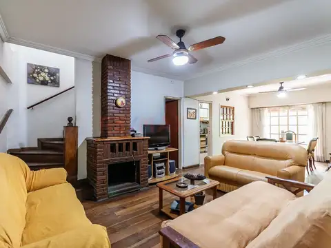 Depto Tipo Casa en Venta en Almagro, USD 230.000