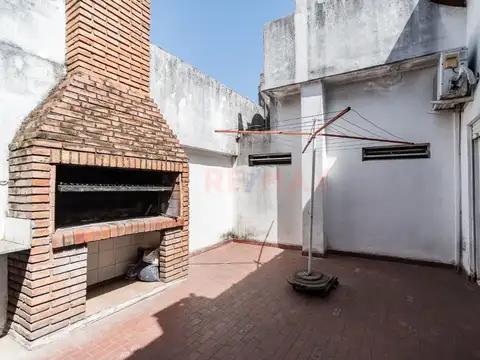 Depto Tipo Casa en Venta con 1 cocheras