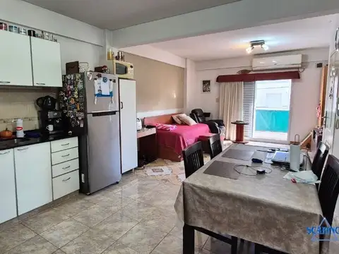 Depto Tipo Casa 2 ambientes con 1 baño