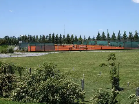 RUTA 24 Y AV CORRIENTES