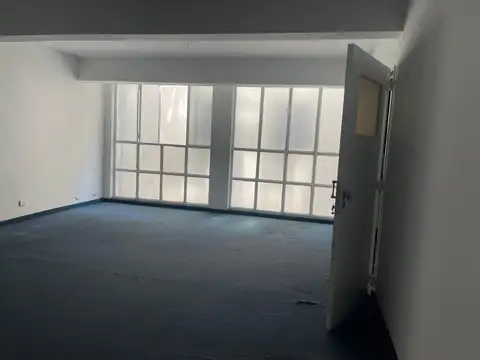 VENTA Oficina  Gran Oportunidad   Lavalle 1600