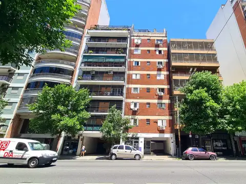 Av. Juan B. Alberdi 200