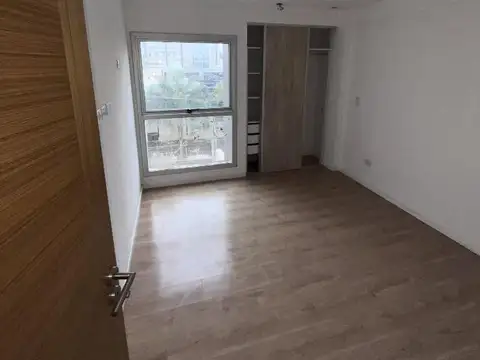 DEPARTAMENTO 2 HAMBIENTES CON COCHERA A ESTRENAR