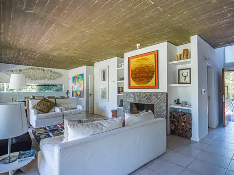 Casa en Alquiler Temporal en Punta del Este, USD 19.900